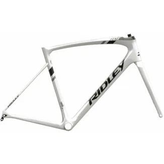 Ridley Fenix Disc 105 Carbon Road Bike - White / Black Metallic / Empress Grey Metallic / M